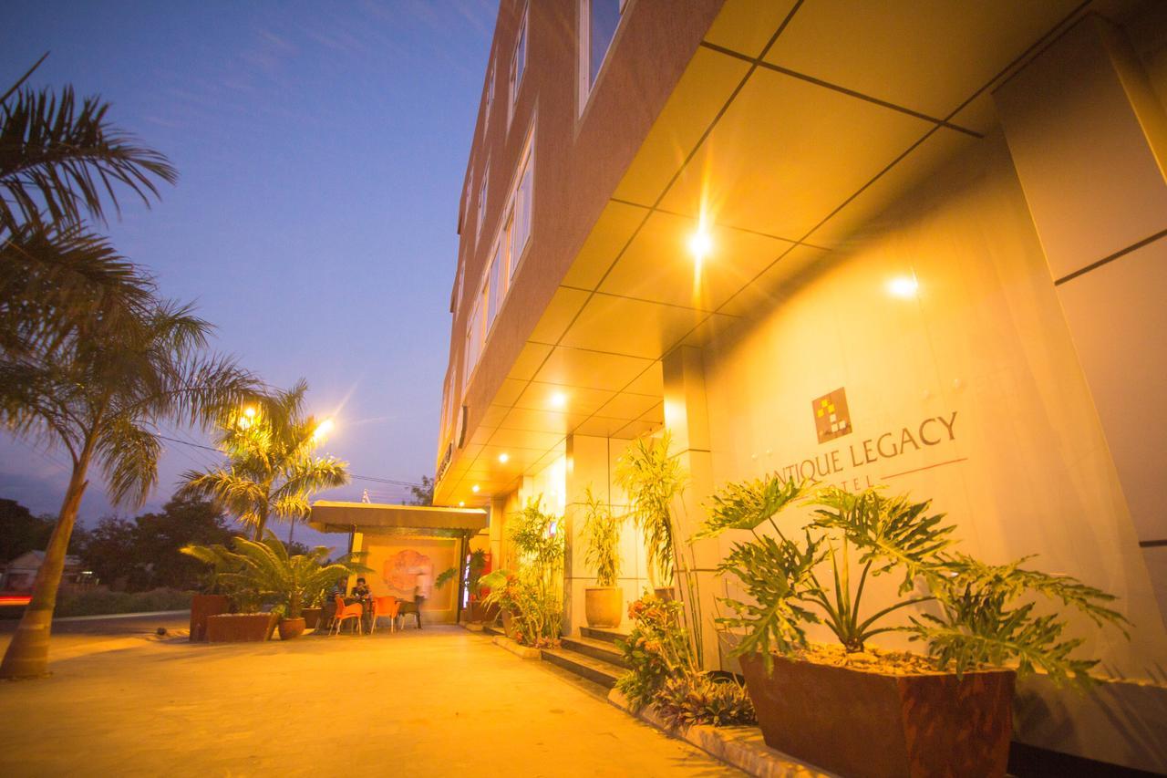 Antique Legacy Hotel Zanzibar Exterior photo